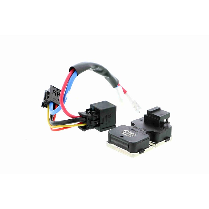 0058205010 Benz Interior Blower Regulator Auto Parts